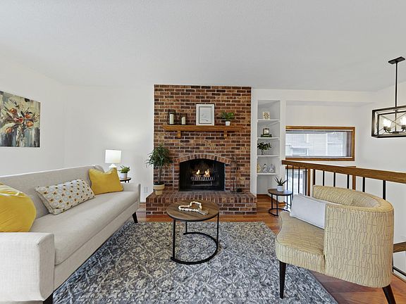 3rd image of 4526 Quantico Ln N