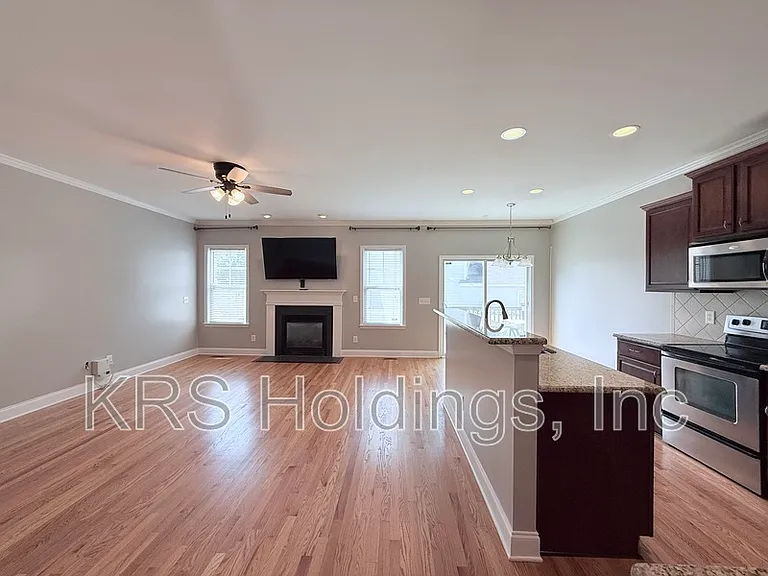 5810 Spring Glen Ln — Photo 7