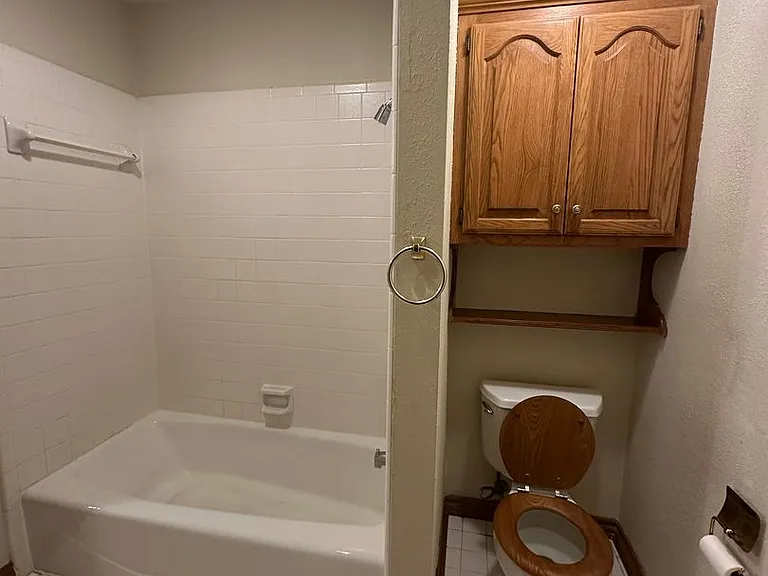 5524 Woodmont Dr — Photo 38