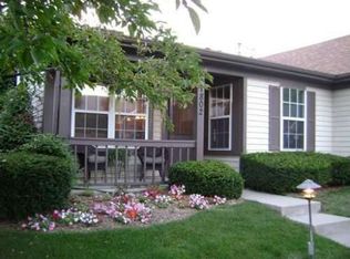 1802 Appaloosa Dr, Naperville, IL 60565