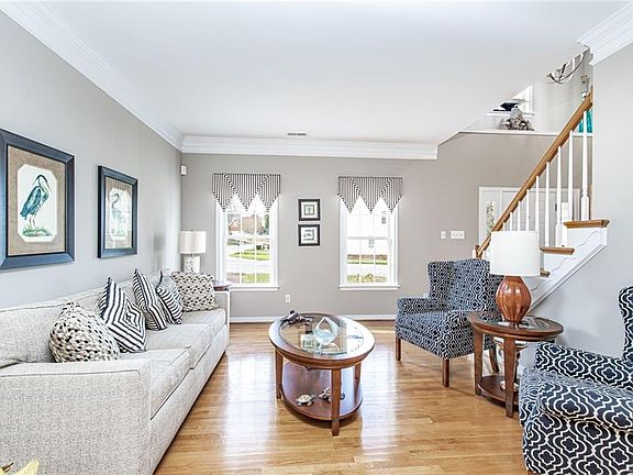 5th image of 10701 Correnty Dr