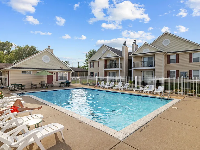 930 Carriage Circle Ln #2 — Photo 14