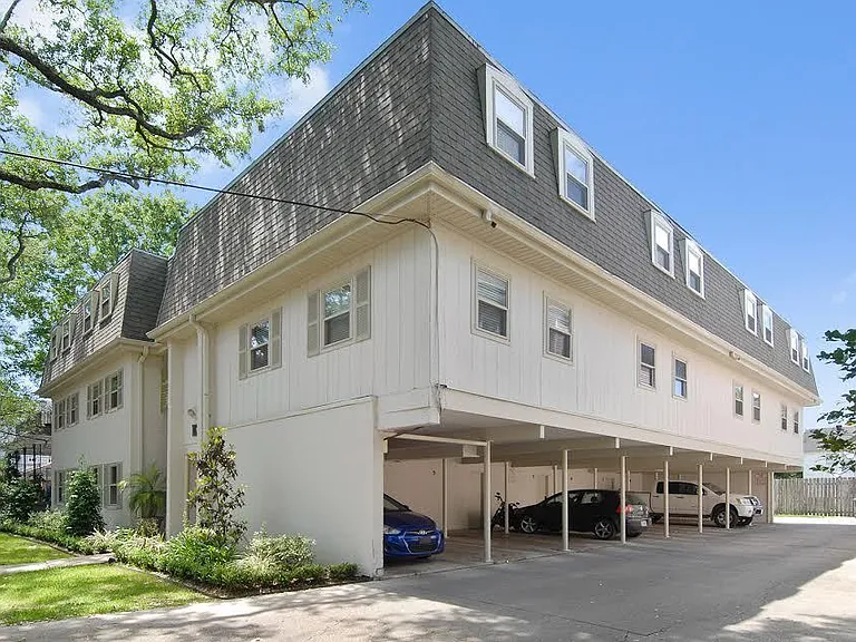 Carrollton — Photo 22