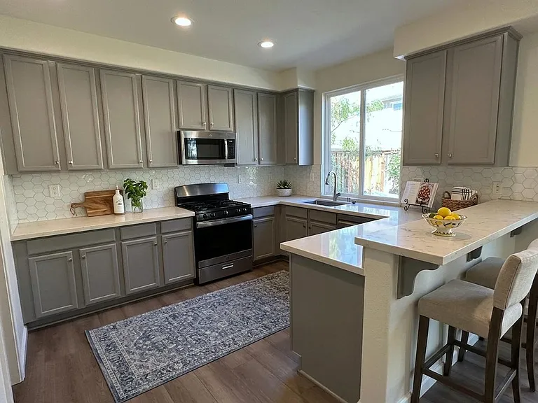 3940 Hidden Grove Ln — Photo 3