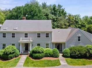 213 White Oak Shade Rd, New Canaan, CT 06840