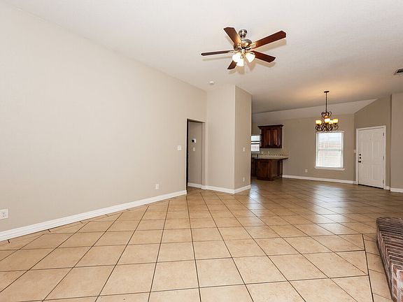 3rd image of 8145 Tanner Ave