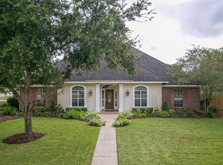 440 Carmargue Ln, Biloxi, MS 39531
