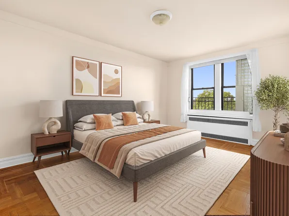 1710 Avenue H image 3 of 8