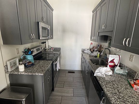 3rd image of 1011 Queen City Ave
