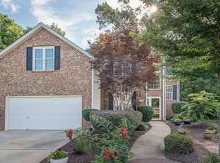 17117 Astor Hall Dr, Charlotte, NC 28277