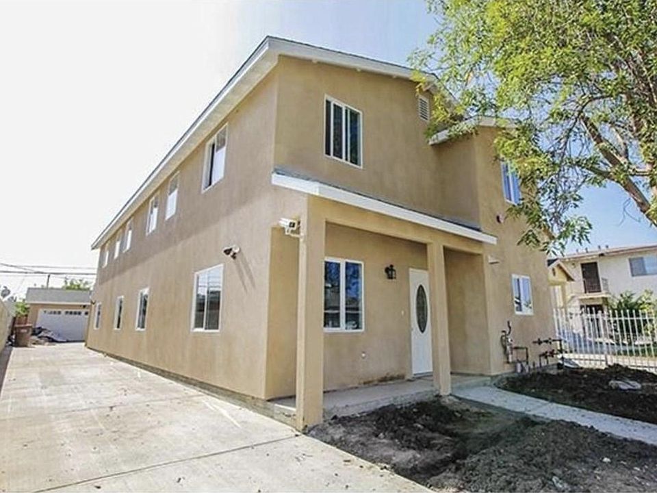 1st image of 1314 W 92nd St
