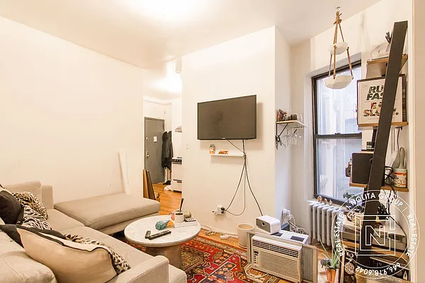 Rented by Nolita Group | media 18