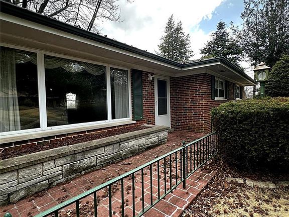 2nd image of 54 Harneywold Dr