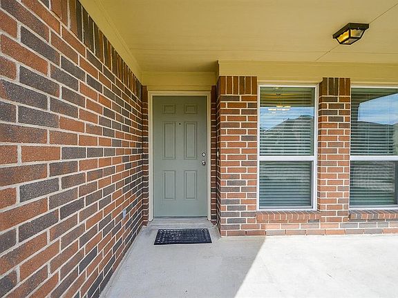 5th image of 4835 Blue Spruce Hill St