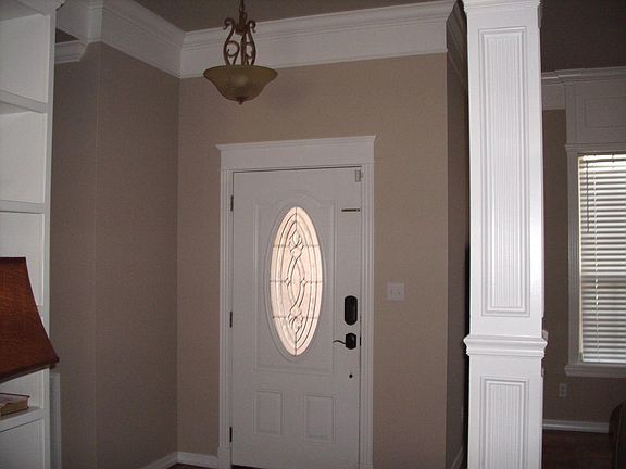 5th image of 254 Thornwood Ln