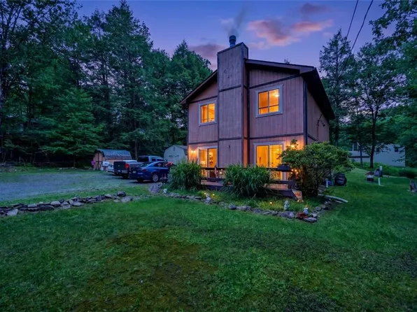 855 Towamensing Trl, Albrightsville, PA 18210