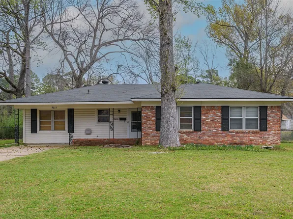 9013 Hilton Dr, Shreveport, LA 71118