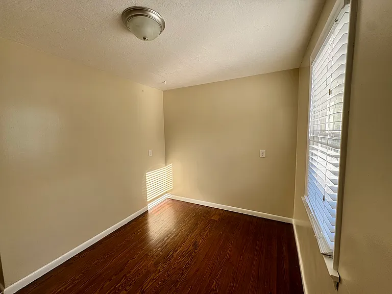 224 Church St — Photo 10