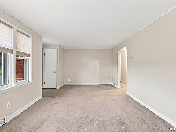 4th image of 206 Marjorie Dr