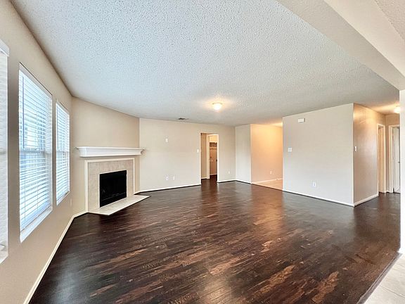 5th image of 9925 George Washington Dr