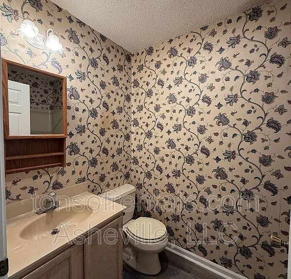 327 Winding Way Ln — Photo 6