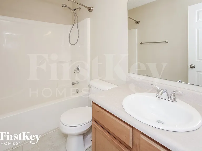 10883 Ashwood Dr — Photo 11