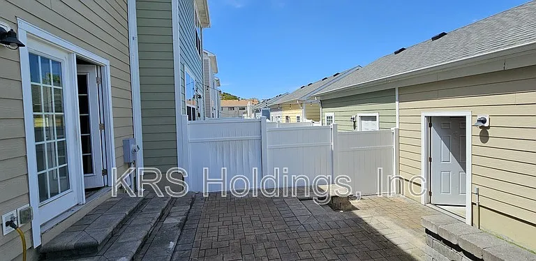 918 Hillside Ave — Photo 22