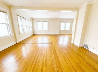 18231 Winslow Rd #UP, Beachwood, OH 44122