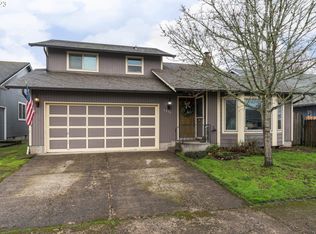 1419 T St, Springfield, OR 97477