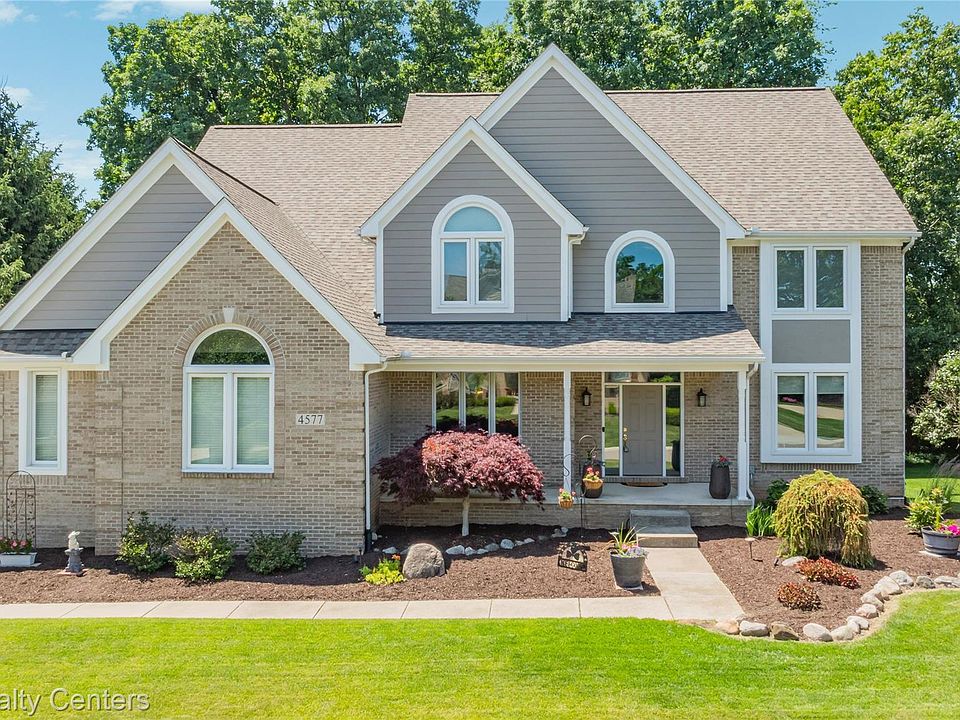 1st image of 4577 Darlene Dr