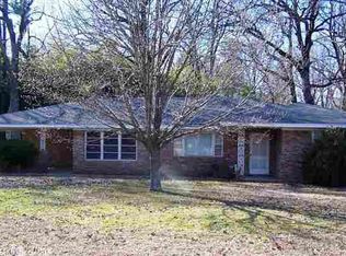 3800 W Lake Dr, Pine Bluff, AR 71603