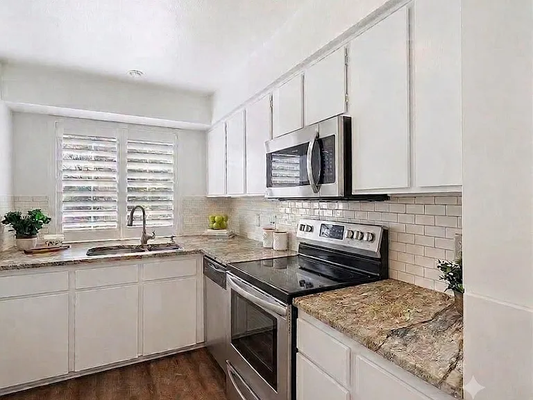 1881 Newland Ct — Photo 4