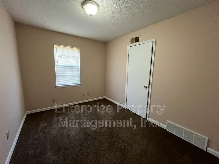 5312 Plover Dr — Photo 5