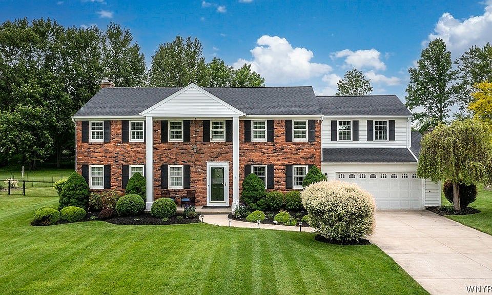 1st image of 8085 Roseville Ln