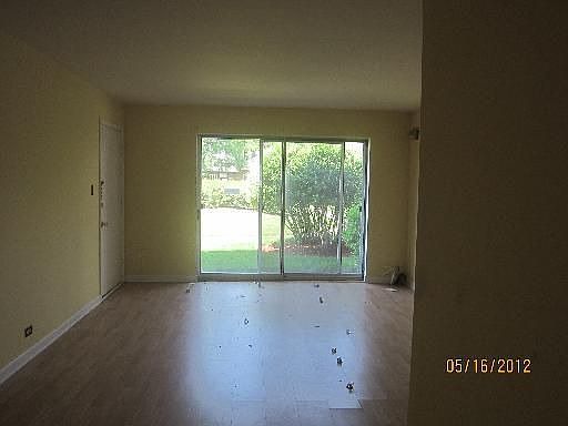 5th image of 9391 Bay Colony Dr APT 1E