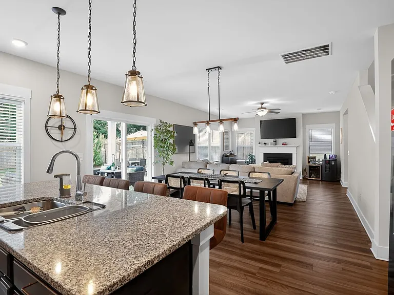 333 Pewter Cir — Photo 14