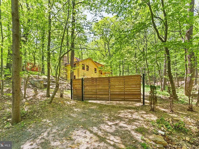 1850 Ridge Rd — Photo 78