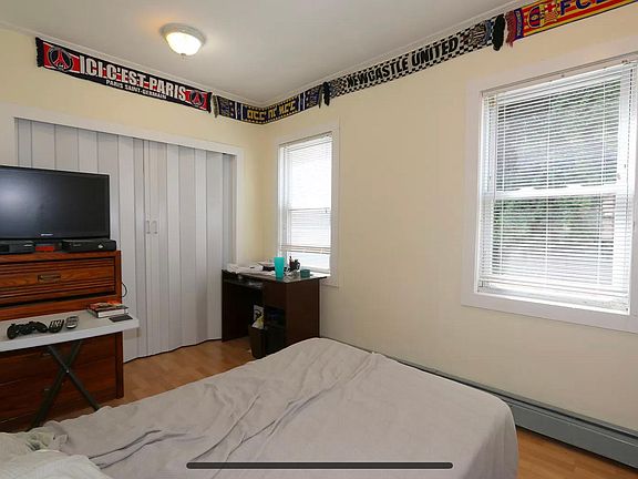 5th image of 24 Brook St