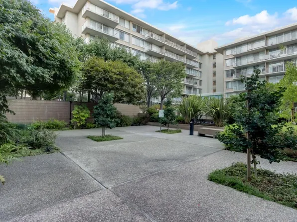 400 Davey Glen Rd APT 4602, Belmont, CA 94002