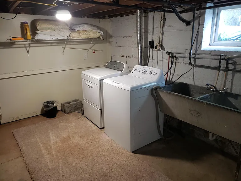 668 Forest Cir — Photo 10