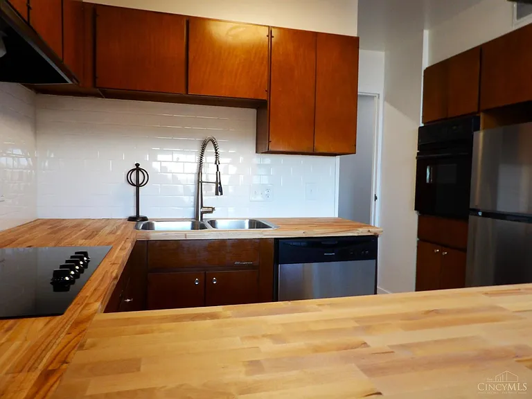 810 Matson Pl #703 — Photo 16