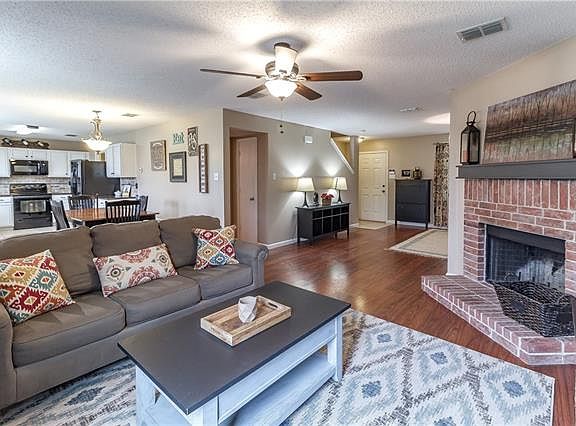 5th image of 1340 Annalea Dr