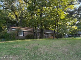 152 Radio Rd, Jackson, TN 38301