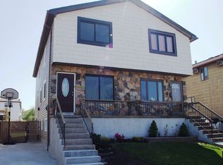 44 Rowan Ave, Staten Island, NY 10306