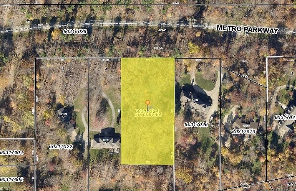 1st image of Parkway Dr