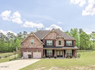 3745 Heartpine Dr, Fayetteville, NC 28306