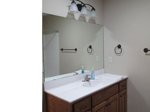 4th image of 414 Cassandra Dr #39