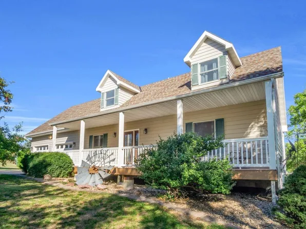 10211 1st Ave, Kearney, NE 68847