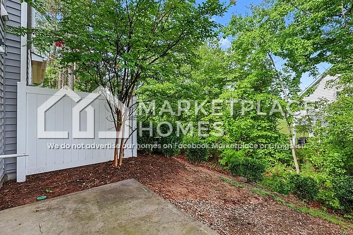 1109 Alston Ridge Ct — Photo 29
