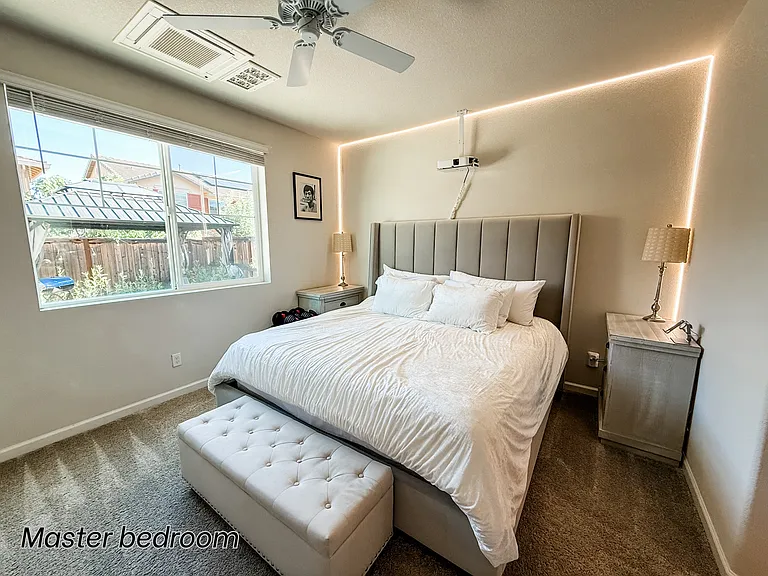 681 W Crocker Ln — Photo 17